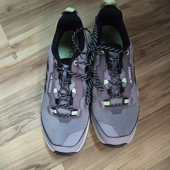 Adidas Terrex Women's Trail Running Hiking Shoes Size 9 - Picture 2 of 3